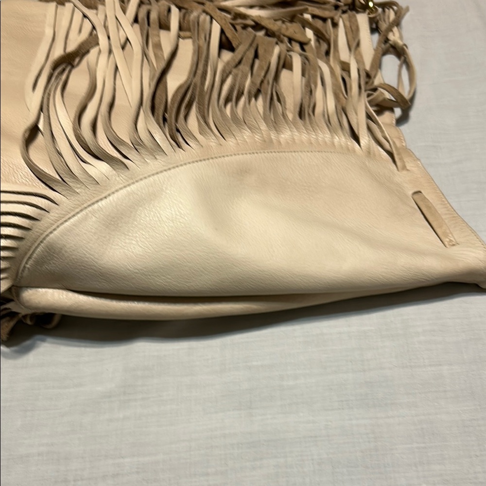 Below the Belt Fringe Cream Leather Bag - Picture 8 of 13